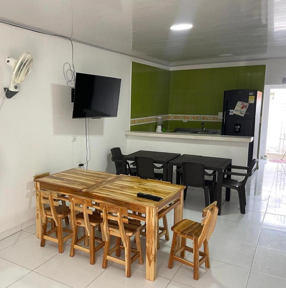 Cabanas Melany Coveñas Екстериор снимка
