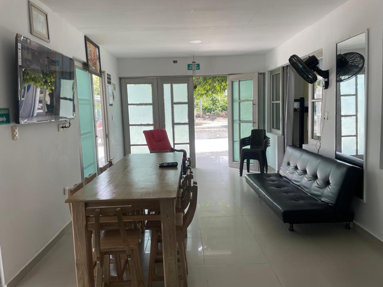 Cabanas Melany Coveñas Екстериор снимка